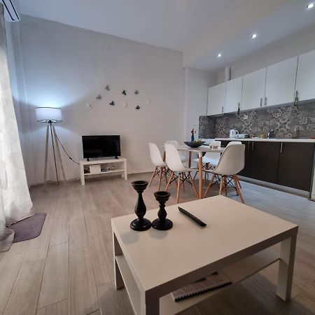 Cosy And Modern Appartment In Olympiada Exterior photo