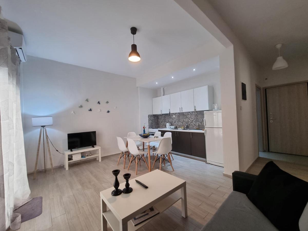 Cosy And Modern Appartment In Olympiada Exterior photo